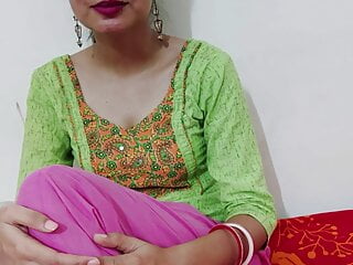 Desi Stepmom Convinced Wide Of Sex-crazed Stepson Be Proper Of Fast Fianc‚ Desi Hot X Stepmom Ka Teen Nipper Ne Chudai Pani Nikal Diya! Hindi