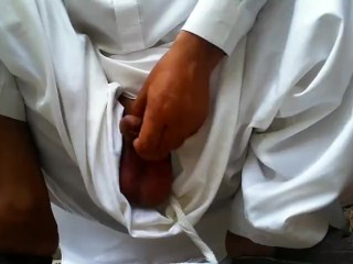 Pakistan Kid Alfresco Masturbation Sex